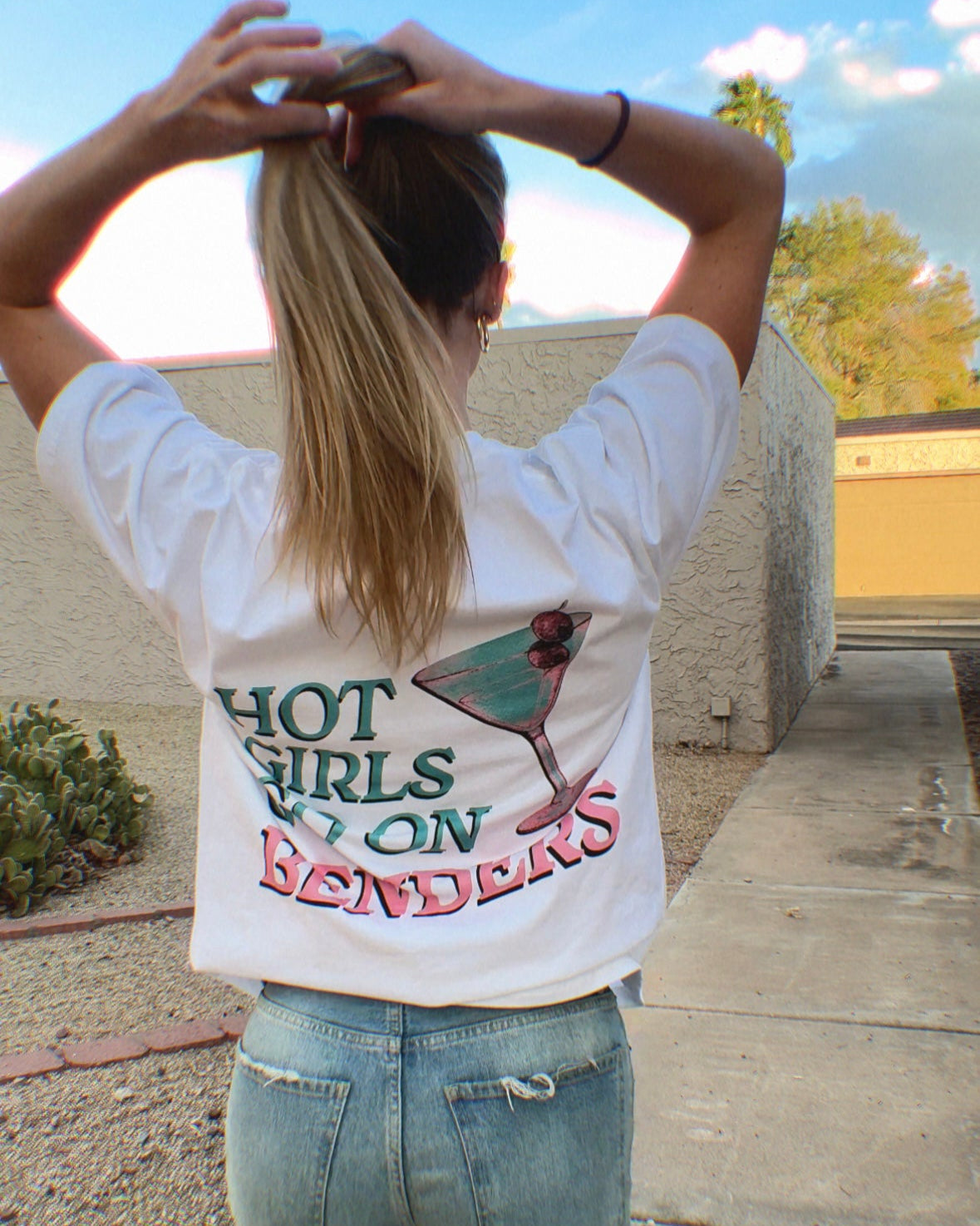 Hot Girls Go On Benders Tee